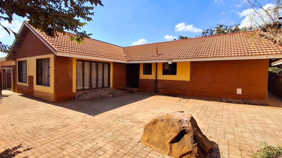3 Bedroom Property for Sale in Vaalpark Free State